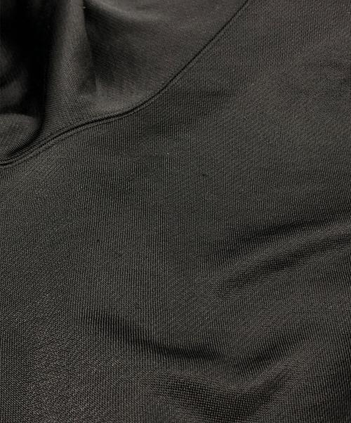 Needles（ニードルズ）Needles (ニードルズ) Track Crew Neck Shirt ブラック×グレー サイズ:Lの古着・服飾アイテム