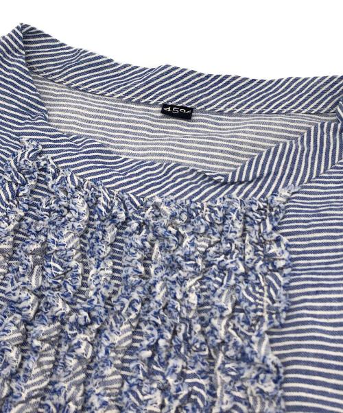 45R（フォーティファイブ・アール）45R (フォーティファイブ・アール) ヒッコリーフリルTシャツ ブルーの古着・服飾アイテム