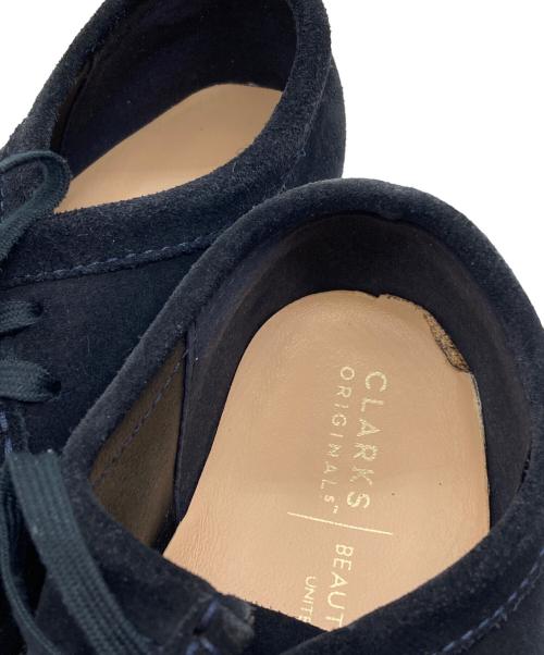 CLARKS（クラークス）CLARKS (クラークス) BEAUTY&YOUTH (ビューティーアンドユース) ワラビー ブラック サイズ:UK6の古着・服飾アイテム