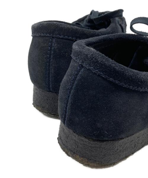 CLARKS（クラークス）CLARKS (クラークス) BEAUTY&YOUTH (ビューティーアンドユース) ワラビー ブラック サイズ:UK6の古着・服飾アイテム