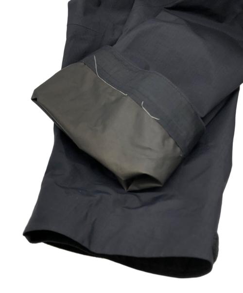 ARC'TERYX（アークテリクス）ARC'TERYX (アークテリクス) GORE-TEX BETA SL ブラック サイズ:XLの古着・服飾アイテム