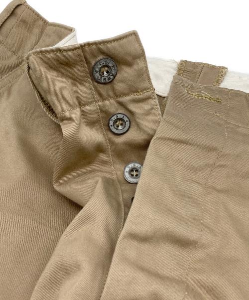 BUZZ RICKSON'S（バズリクソンズ）BUZZ RICKSON'S (バズリクソンズ) MILITARY CHINOS ベージュ サイズ:32の古着・服飾アイテム