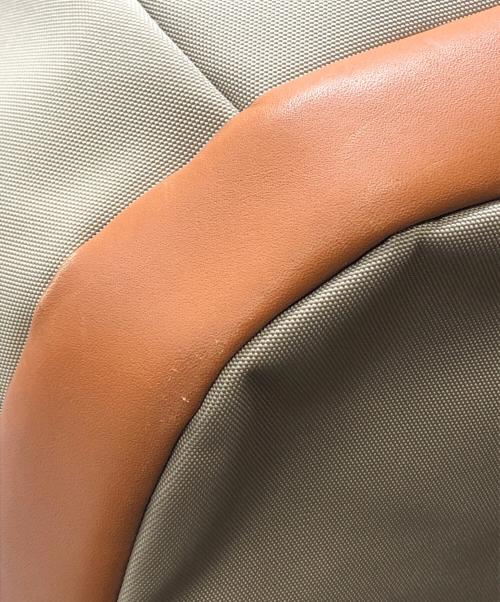 THE NORTH FACE（ザ ノース フェイス）THE NORTH FACE (ザ ノース フェイス) Roamer Day バックパック ティンバーウルフ(ベージュ) サイズ:下記参照の古着・服飾アイテム