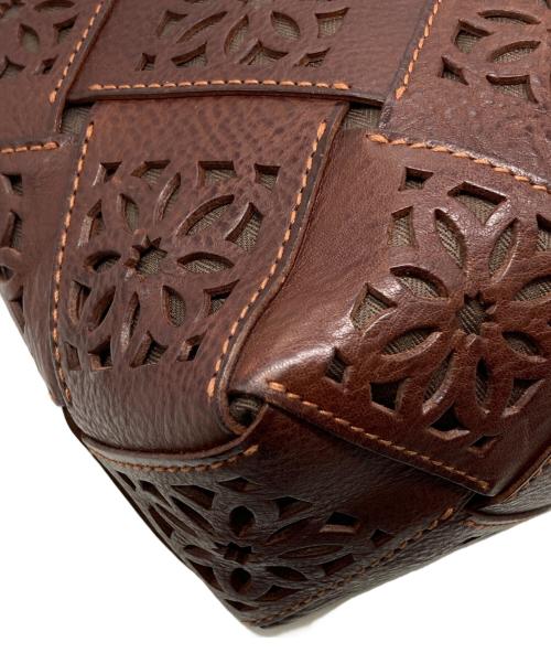 genten（ゲンテン）genten (ゲンテン) サスティナブルカットワークトートバッグ（中） ブラウン サイズ:下記参照の古着・服飾アイテム