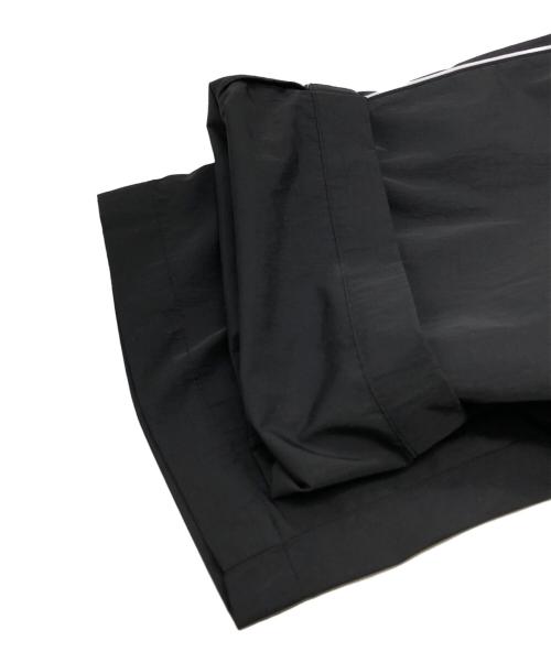 The Ennoy Professional（ザ エンノイ プロフェッショナル）THE ENNOY PROFESSIONAL (ザ エンノイ プロフェッショナル) Piping Nylon Track パンツ ブラック サイズ:Lの古着・服飾アイテム
