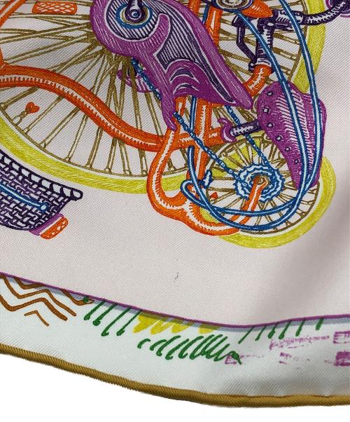 HERMES（エルメス）HERMES (エルメス) カレ90 シルクスカーフ シュヴァロスコープ ピンク サイズ:下記参照の古着・服飾アイテム