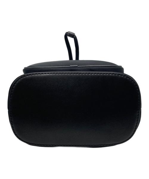 MICHAEL KORS（マイケル・コース）MICHAEL KORS (マイケル・コース) スモールバケットクロスボディ 2WAYバッグ ブラック サイズ:下記参照の古着・服飾アイテム