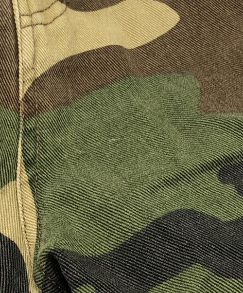 EVISU（エヴィス）EVISU (エヴィス) カモメアプリケ刺繍バギーフィット迷彩パラシュートパンツ グリーン サイズ:40の古着・服飾アイテム