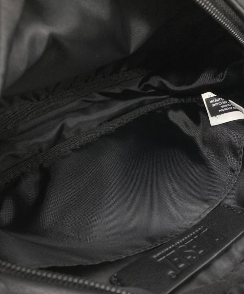 DIESEL（ディーゼル）DIESEL (ディーゼル) RAVE CAMERA BAG ブラック サイズ:下記参照の古着・服飾アイテム