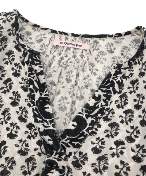 ne quittez pas（ヌキテパ）ne quittez pas (ヌキテパ) コットン ジャガード コンビ プリント ブラウス ブラック サイズ:Sの古着・服飾アイテム