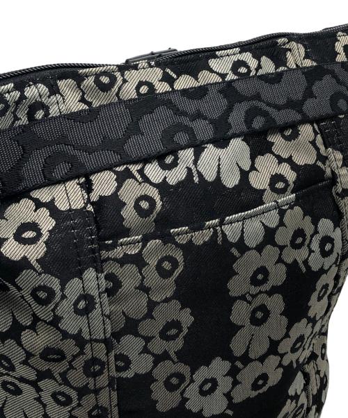 marimekko（マリメッコ）marimekko (マリメッコ) CARRY ALL UNIKKO ジャガードショルダーバッグ グレー×ブラック サイズ:下記参照の古着・服飾アイテム