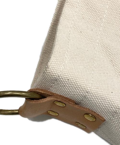 THE SUPERIOR LABOR（シュペリオールレイバー）THE SUPERIOR LABOR (シュペリオールレイバー) engineer shoulder bag L ベージュ サイズ:下記参照の古着・服飾アイテム