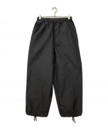 MARKA（マーカ）の古着「オーガニックコットンシルク高密度タイプライター / コクーンワイドイージーパンツ」｜ブラック