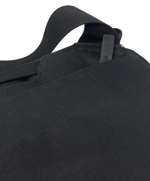 AER（エアー）Aer (エアー) Day Sling 3 ボディーバグ ブラック サイズ:下記参照の古着・服飾アイテム