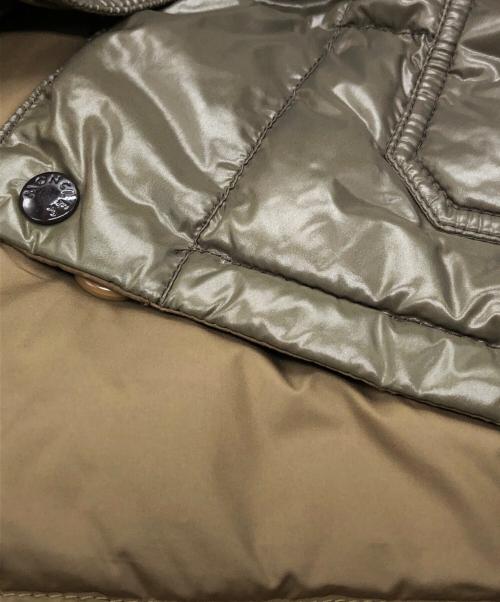 MONCLER（モンクレール）MONCLER (モンクレール) HOLLYWOOD リバーシブルダウンジャケット ブラウン×カーキ サイズ:SIZE 1の古着・服飾アイテム
