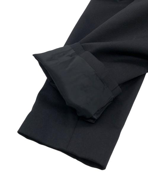 BLUE LABEL CRESTBRIDGE（ブルーレーベルクレストブリッジ）BLUE LABEL CRESTBRIDGE (ブルーレーベルクレストブリッジ) スカートセットアップ ブラック サイズ:38の古着・服飾アイテム