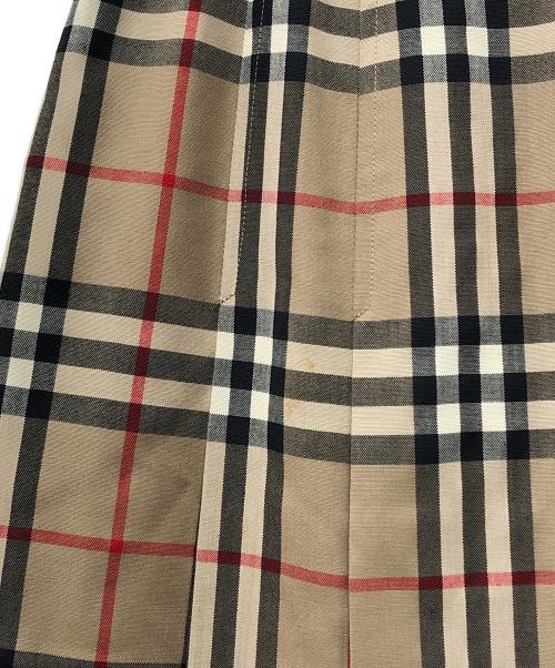 BURBERRY（バーバリー）BURBERRY (バーバリー) ノヴァチェックスカート ブラウン サイズ:9AB2の古着・服飾アイテム