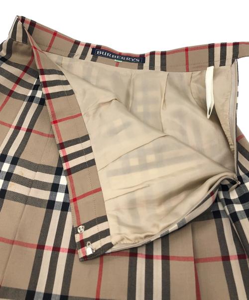 BURBERRY（バーバリー）BURBERRY (バーバリー) ノヴァチェックスカート ブラウン サイズ:9AB2の古着・服飾アイテム
