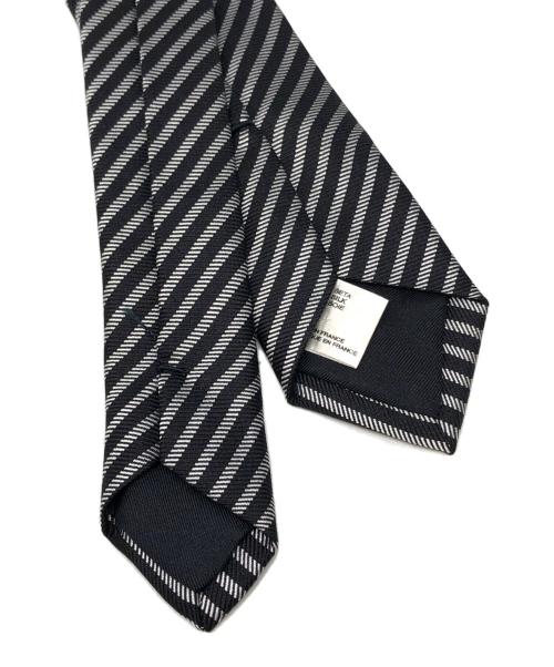 Saint Laurent Paris（サンローランパリ）Saint Laurent Paris (サンローランパリ) ストライプナロータイ ブラック サイズ:下記参照の古着・服飾アイテム