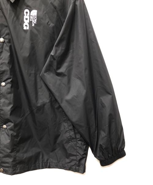 THE NORTH FACE（ザ ノース フェイス）THE NORTH FACE (ザ ノース フェイス) CDG (シーディージー) プリントロゴナイロンコーチジャケット ブラック サイズ:Lの古着・服飾アイテム
