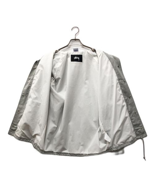 stussy（ステューシー）stussy (ステューシー) Champion (チャンピオン) ヴァーシティーコーチジャケット3 グレー サイズ:Sの古着・服飾アイテム