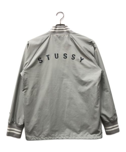 stussy（ステューシー）stussy (ステューシー) Champion (チャンピオン) ヴァーシティーコーチジャケット3 グレー サイズ:Sの古着・服飾アイテム