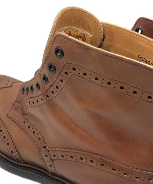 Tricker's（トリッカーズ）Tricker's (トリッカーズ) STOW カーフ フルブローグ シングルダイナイトソール カントリーブーツ ブラウン サイズ:8-5の古着・服飾アイテム