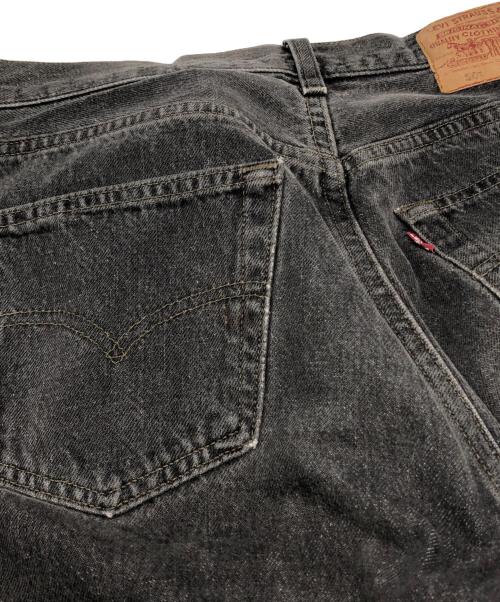 LEVI'S（リーバイス）LEVI'S (リーバイス) USA501 先染めブラックデニムパンツ ブラック サイズ:W33×L30の古着・服飾アイテム