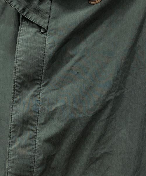 ISSEY MIYAKE（イッセイミヤケ）ISSEY MIYAKE (イッセイミヤケ) WIND COAT グリーン サイズ:Mの古着・服飾アイテム