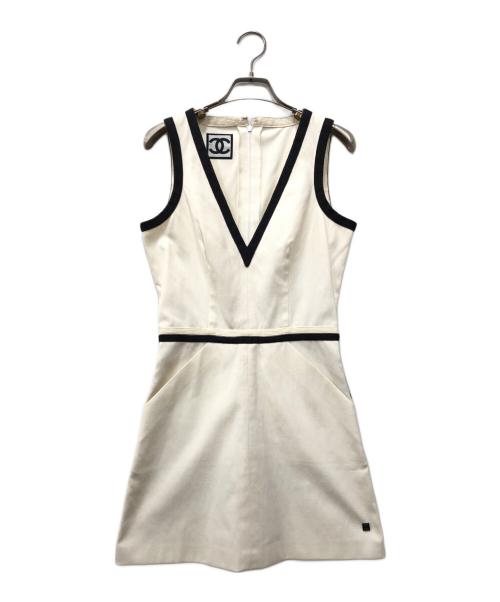 CHANEL（シャネル）CHANEL (シャネル) パイピングキャンバスノースリーブワンピース ホワイト×グレー サイズ:34の古着・服飾アイテム