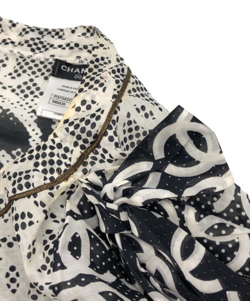 CHANEL（シャネル）CHANEL (シャネル) ライオンプリントシルクブレンドチュニック ホワイト×ブラック サイズ:36の古着・服飾アイテム