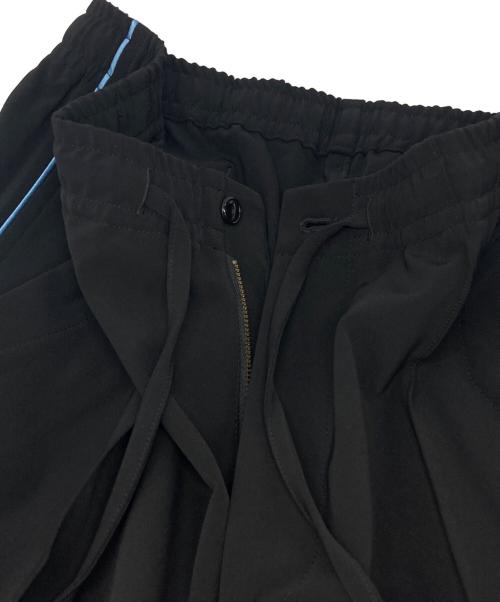 Needles（ニードルズ）Needles (ニードルズ) Piping Cowboy Pant ブラック×ブルー サイズ:Mの古着・服飾アイテム