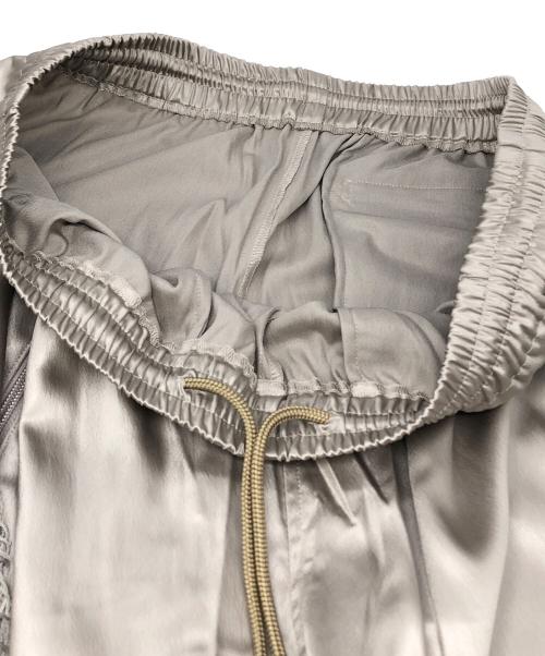 Needles（ニードルズ）Needles (ニードルズ) FRINGE BOOT-CUT TRACK PANT グレー サイズ:Lの古着・服飾アイテム