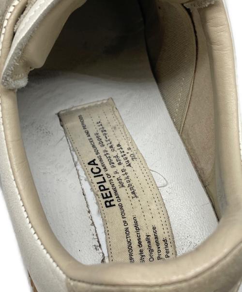 Maison Margiela（メゾンマルジェラ）Maison Margiela (メゾンマルジェラ) レプリカ ジャーマントレーナー ベージュ サイズ:36の古着・服飾アイテム