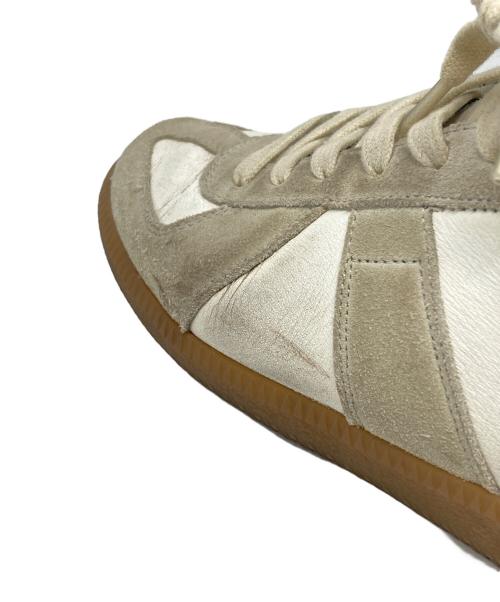 Maison Margiela（メゾンマルジェラ）Maison Margiela (メゾンマルジェラ) レプリカ ジャーマントレーナー ベージュ サイズ:36の古着・服飾アイテム