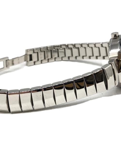 Vivienne Westwood（ヴィヴィアンウエストウッド）Vivienne Westwood (ヴィヴィアンウエストウッド) Armour Watch ホワイト サイズ:下記参照の古着・服飾アイテム