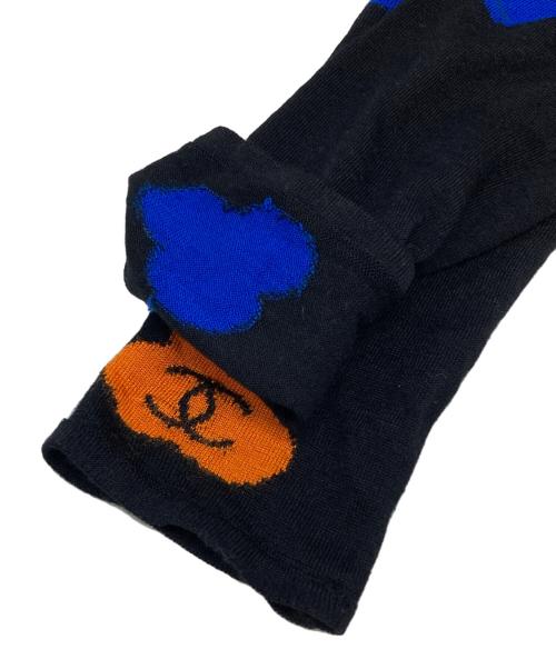 CHANEL（シャネル）CHANEL (シャネル) シルク混クローバー柄ニットセットアップ ブラック サイズ:38の古着・服飾アイテム