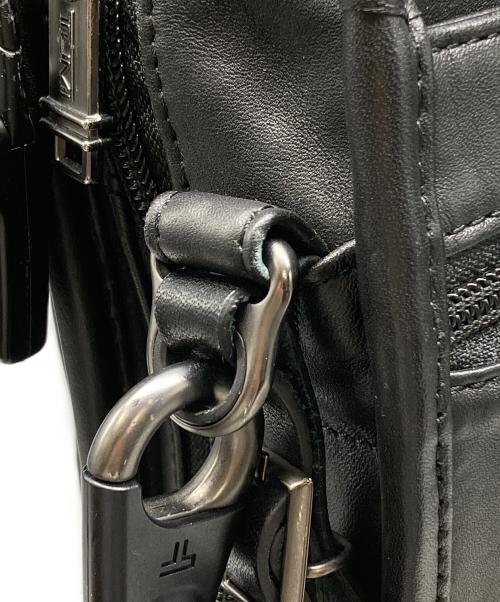 TUMI（トゥミ）TUMI (トゥミ) 2WAYレザーブリーフケース ブラック サイズ:下記参照の古着・服飾アイテム