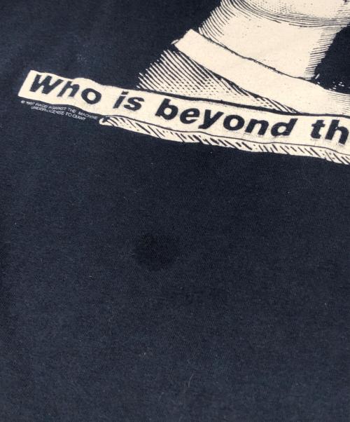90'S RAGE AGAINST THE MACHINE（90年代古着）90'S RAGE AGAINST THE MACHINE (90年代古着) Who is beyond the law? バンドTシャツ ネイビー サイズ:Lの古着・服飾アイテム