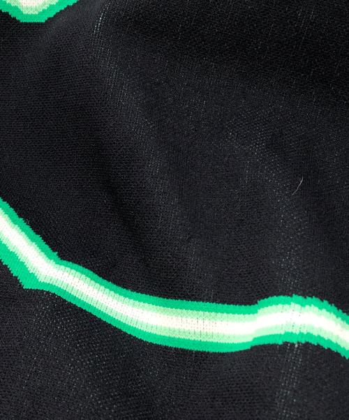 XANDER ZHOU（ザンダーゾウ）XANDER ZHOU (ザンダーゾウ) ポロカラーニット ブラック×グリーン サイズ:46の古着・服飾アイテム