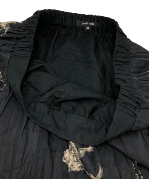 pas de calais（パドカレ）pas de calais (パドカレ) animal concertプリント スカート ネイビー サイズ:36の古着・服飾アイテム
