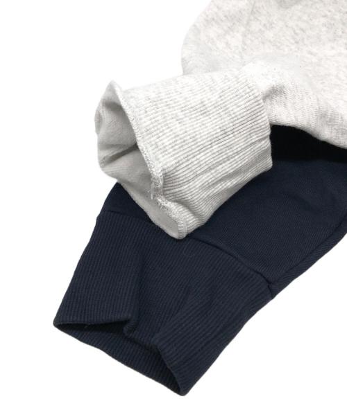 KITH（キス）KITH (キス) MLB (エムエルビー) ヤンキース プルオーバーパーカー ネイビー×グレー サイズ:Mの古着・服飾アイテム