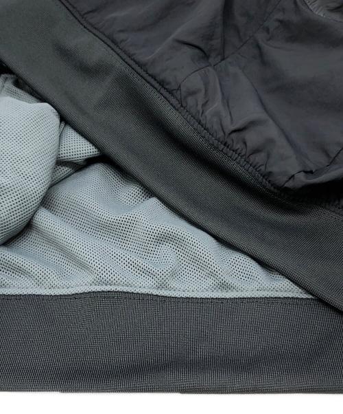 NIKE（ナイキ）NIKE (ナイキ) M NSW AIR MAX 95 WVN JKT グレー サイズ:XLの古着・服飾アイテム