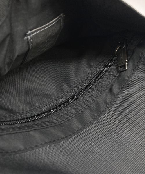 TUMI（トゥミ）TUMI (トゥミ) Kerby Crossbody ショルダーバッグ グレー サイズ:下記参照の古着・服飾アイテム