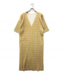 PLEATS PLEASE（プリーツプリーズ）の古着「プリーツワンピース」｜ベージュ