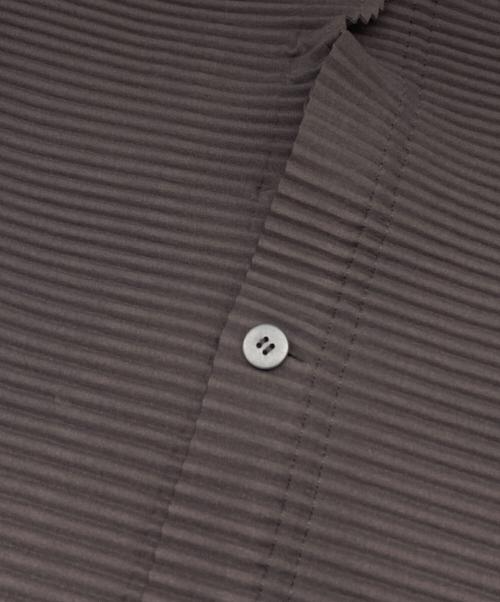 HOMME PLISSE ISSEY MIYAKE（オム プリッセ イッセイ ミヤケ）HOMME PLISSE ISSEY MIYAKE (オム プリッセ イッセイ ミヤケ) プリーツバッグ チャコールグレー サイズ:下記参照の古着・服飾アイテム