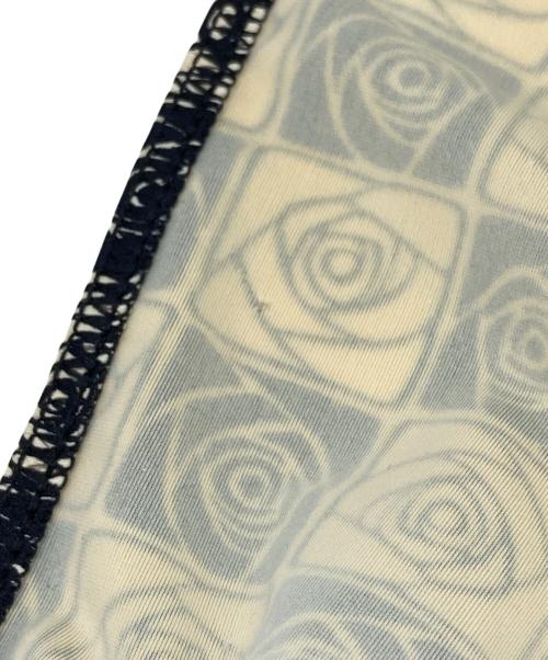 CHANEL（シャネル）CHANEL (シャネル) カメリアプリントホルターネックワンピース ベージュ×ブラック サイズ:36の古着・服飾アイテム