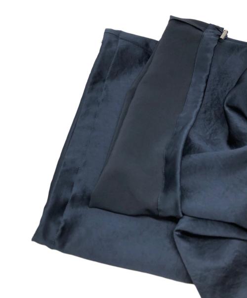 EVERYDAY I LIKE. Deuxieme Classe（エブリデイアイライク ドゥーズィエム クラス）EVERYDAY I LIKE. Deuxieme Classe (エブリデイアイライク ドゥーズィエム クラス) ミニマルサテンカーゴパンツ ネイビー サイズ:40 未使用品の古着・服飾アイテム