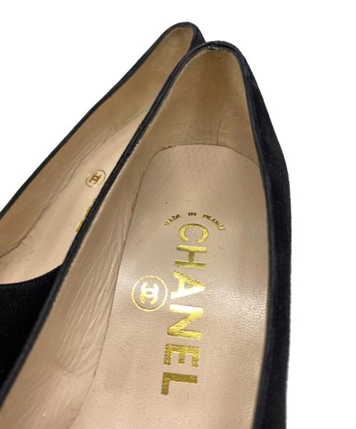 CHANEL（シャネル）CHANEL (シャネル) ココマークスウェードパンプス ブラック サイズ:35.5の古着・服飾アイテム