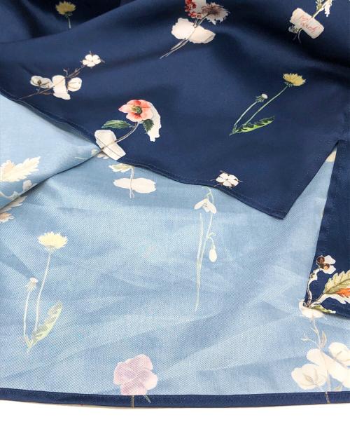 ANAYI（アナイ）ANAYI (アナイ) ボタニカルサテンプリントスカーフタイ ブラウス ネイビー サイズ:38の古着・服飾アイテム